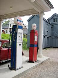writing on empty; gas pumps
